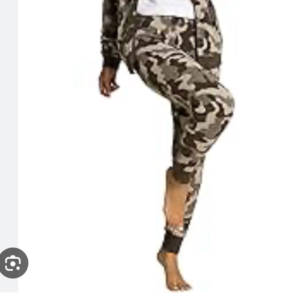 Barefoot Dreams CozyChic Ultra Lite Camo Jogger